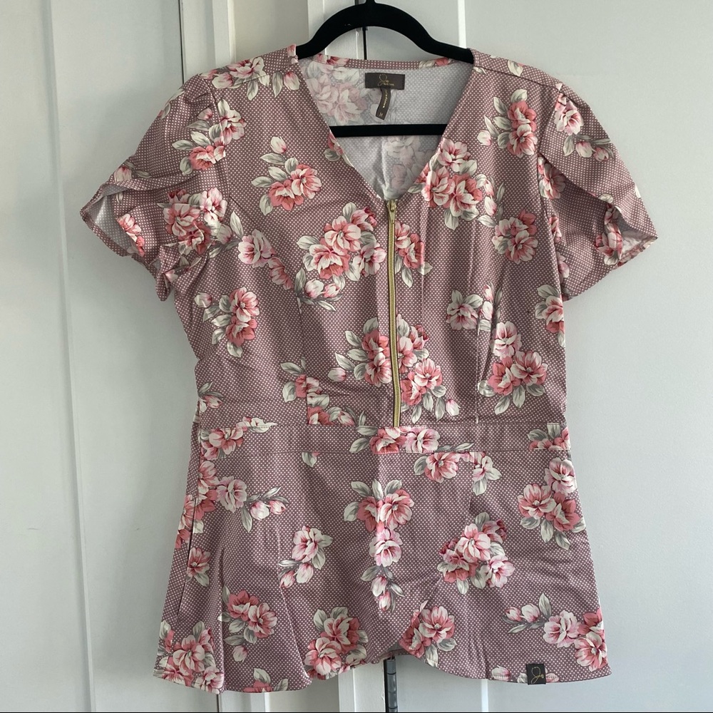 JAANUU SCRUBS TOP